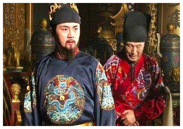 太监手上拿的拂尘是什么做的,太监拿的拂尘叫什么有什么用