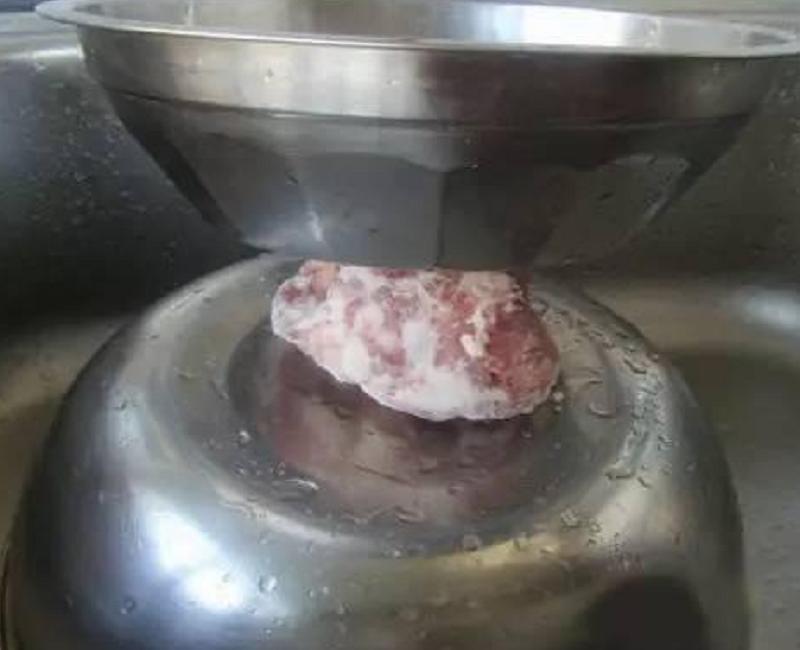 教你一招冻肉快速解冻,肉快速解冻方法没有白醋