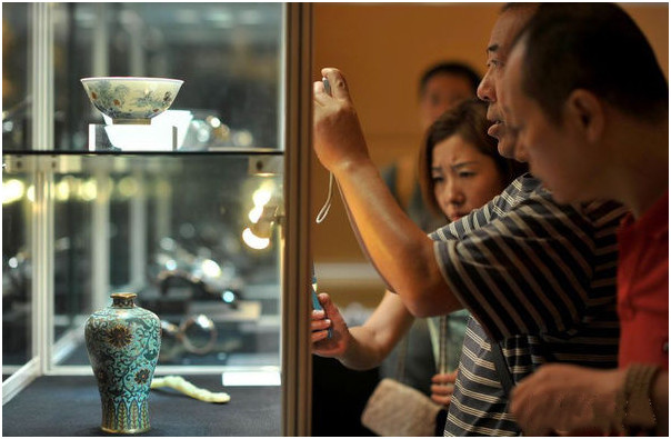 古董拍卖正规交易步骤,古董拍卖流程费用多少