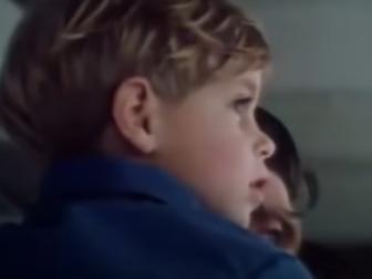 英女王下令封杀50年!王室私生活*片禁**遭泄露,百万人在线吃瓜