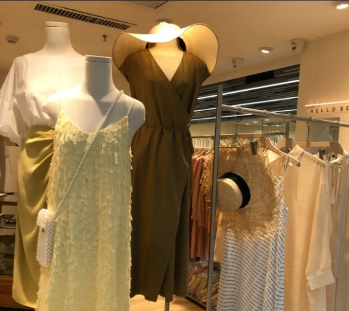 广州服装批发市场拿货攻略,广州服装尾货在什么地方拿货