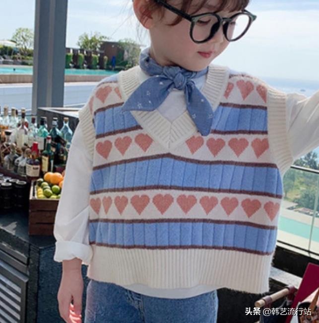 韩版毛线童装怎么搭配好看,童装韩版新款爆款品牌有哪些