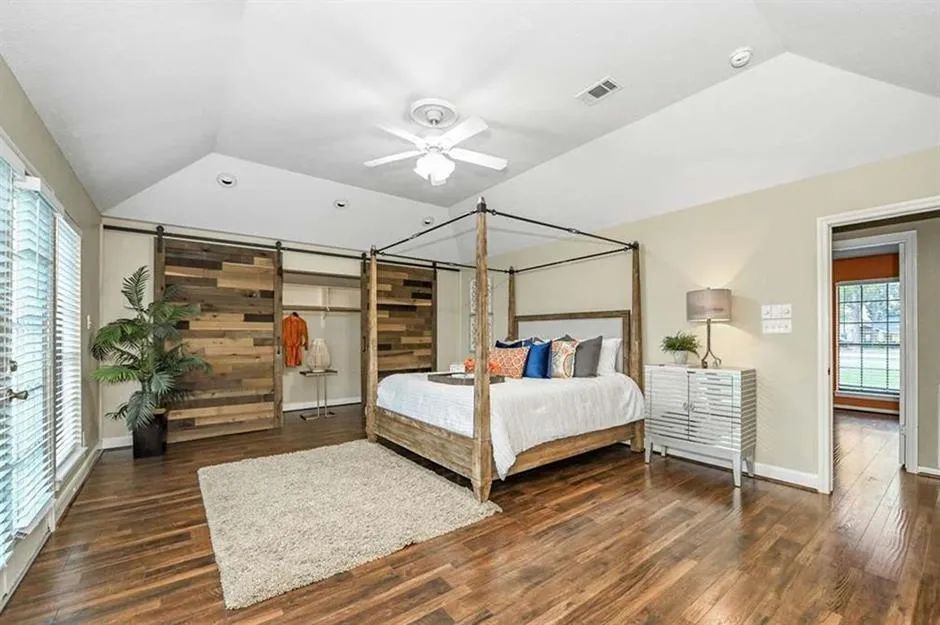 安吉丽娜朱莉麦当娜,安吉丽娜朱莉从小到大