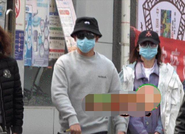 苗苗怀二胎后身材走样,苗苗小腹平坦疑否认怀孕传闻