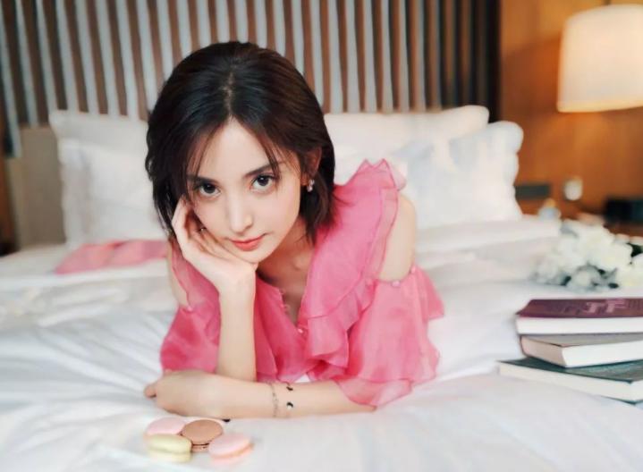 戏没拍好被导演骂,娜扎照片遭吐槽