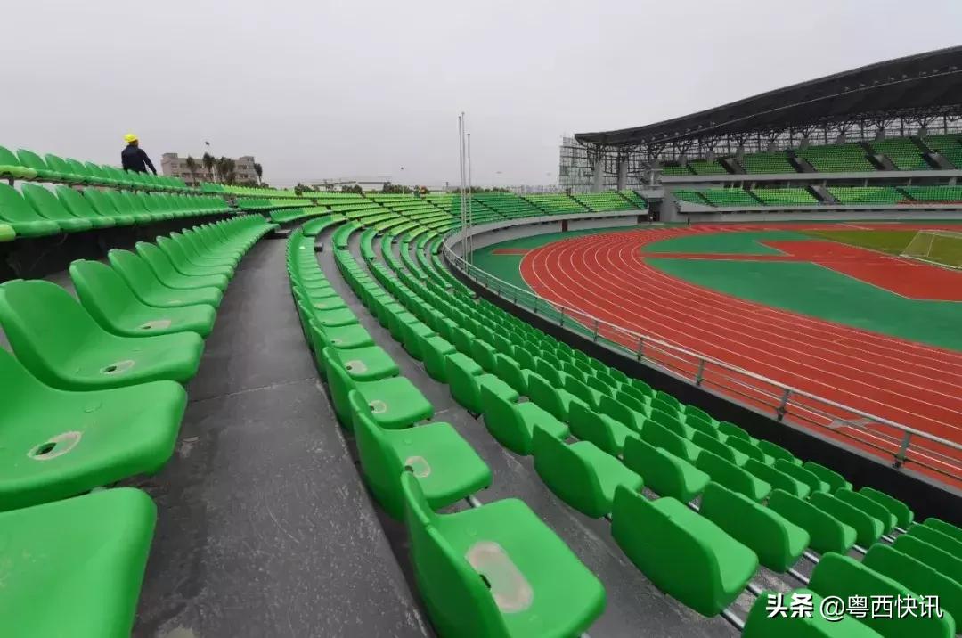 云浮新建的体育场,云浮新区体育场