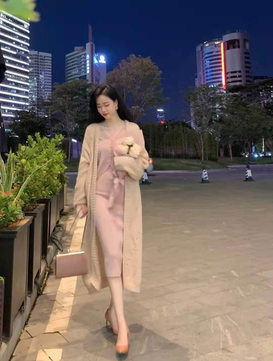 时尚搭配女人味十足,知性优雅女人味高档女装搭配