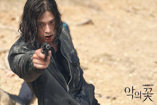 恶之花剖析,恶之花原著结局解析解说