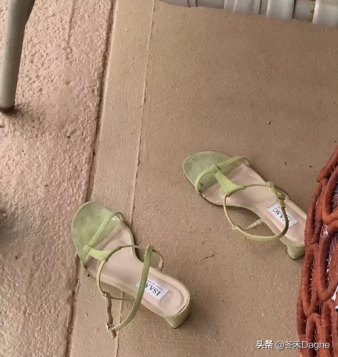 夏天穿白色衣服怎样才不会透,夏天穿衣怎么才能不土