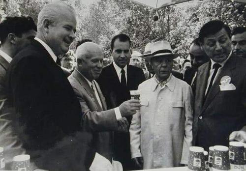 百事可乐全球第六舰队,百事可乐被破坏