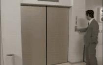 每天爬10楼是利还是弊,每天爬10楼伤膝盖吗