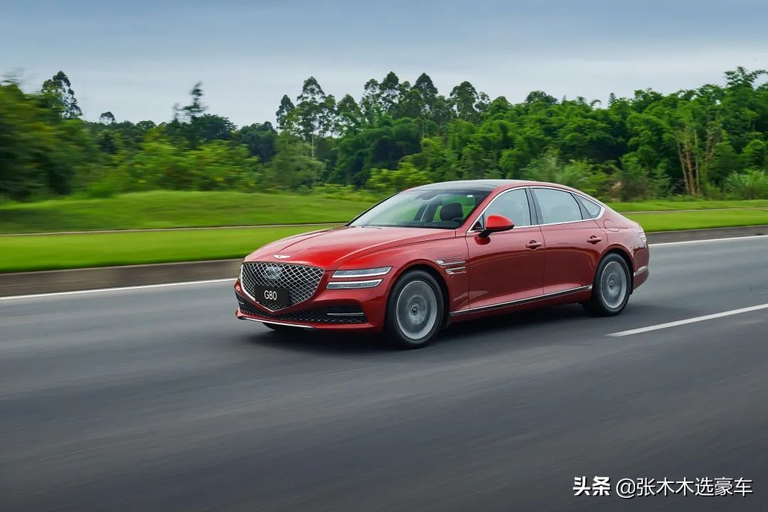 试驾捷尼赛思gv80豪华版,捷豹f-pace好看还是捷尼赛思g80好看