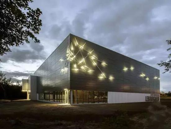 钢结构建筑赏析,带您感受钢结构之美