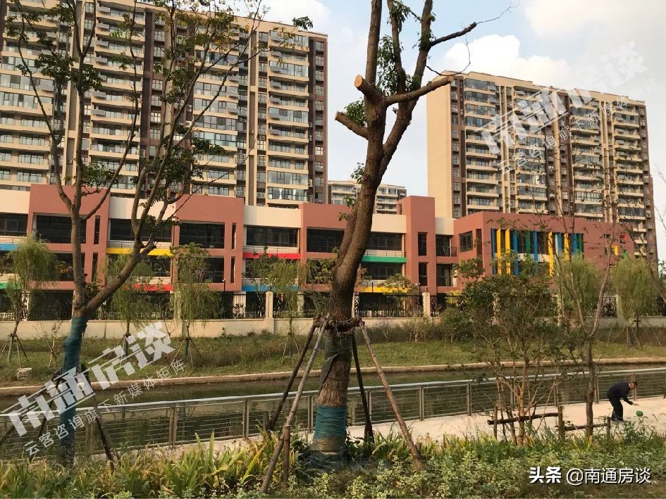 蒲城碧桂园翡翠华府物业费,句容宝华碧桂园翡翠华府二期