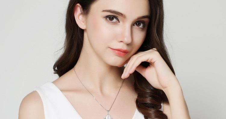 仙女们夏天必备的天使项链，你入手了吗？