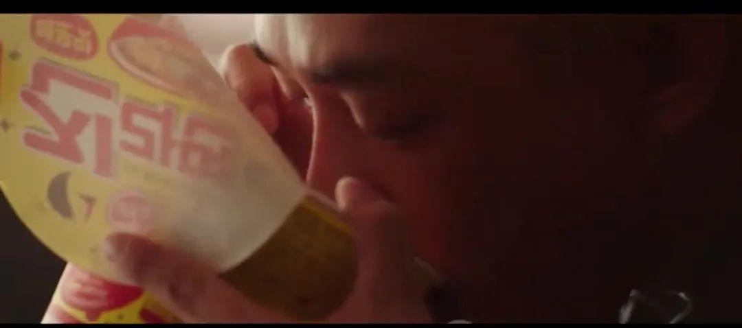 刘亚仁朴信惠阵容强大，韩国丧尸大片《活着》比釜山行2好看？