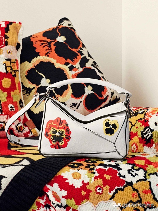 loewe牛仔包,loewe新款褶皱包