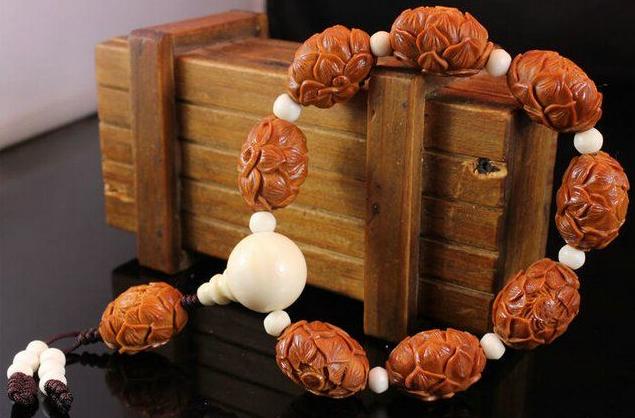 文玩橄榄核是什么品种的,什么样的橄榄核手串最好