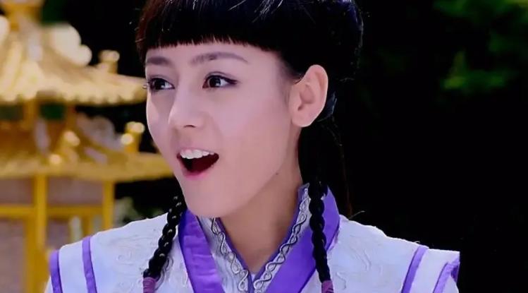 《长歌行》迪丽热巴咧嘴大笑，烤瓷牙“抢镜”忒显老