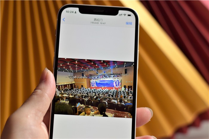 iphone13手机壳带镜头膜测评,iphone13皮革保护壳和硅胶测评