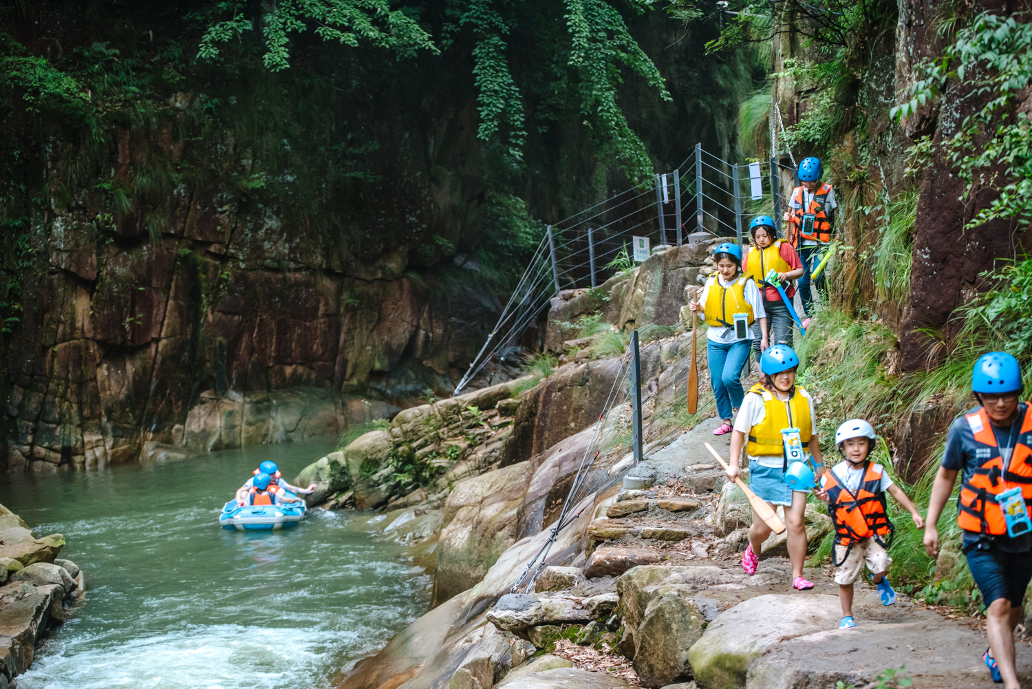 仙龙峡溯溪,安吉仙龙峡漂流可以溯溪吗