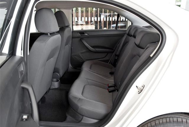 这才是神车的入库方式,这才是真正的神车