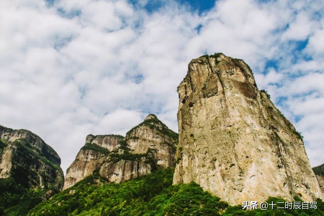 探寻最后的香格里拉稻城亚丁之秋,探索香格里拉最深处