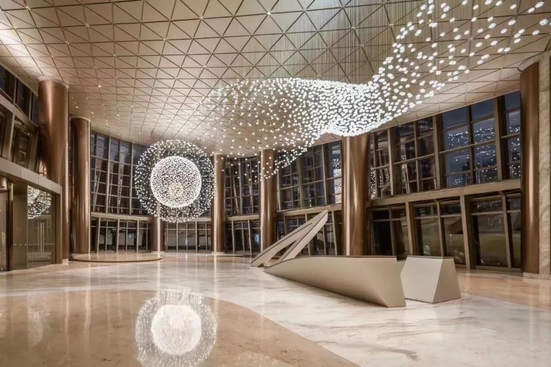 只需一片铝板，百变造型任你定