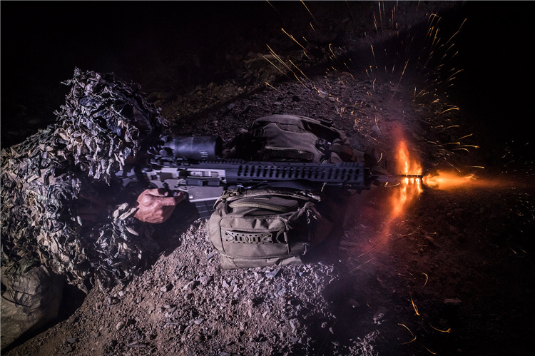 美军测距一体瞄准镜,美国反射式瞄准镜