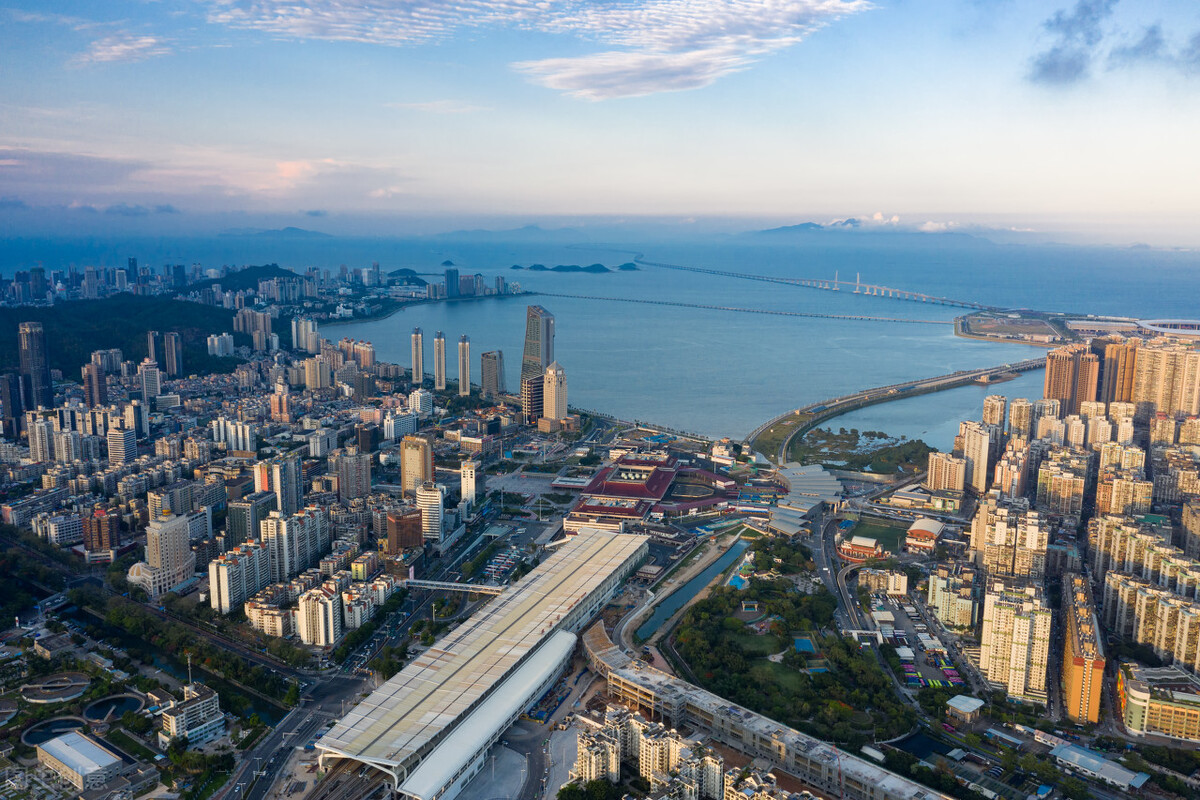 杭州湾新区和象山哪个更有前景,杭州湾新区和奉化买房哪个有潜力