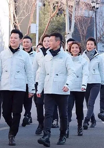 谢娜退出快本主持了吗,谢娜离开王牌对王牌的原因