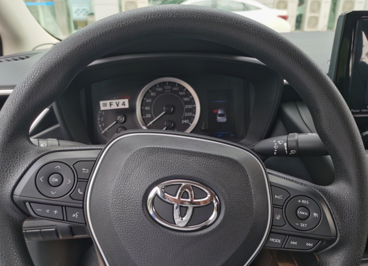 2014款1.6l卡罗拉油耗7.5正常吗,卡罗拉2021款1.2t精英版油耗测试