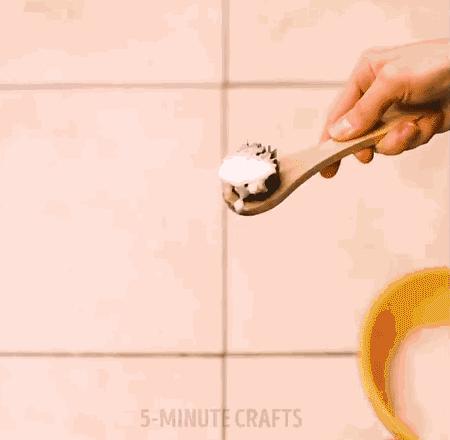 迪奥的化妆品过期三个月还能用吗,化妆品过期了真的不能用了吗