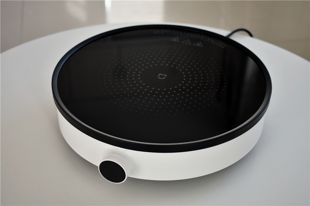 小米电磁炉青春版跟智能版哪个好,米家电磁炉青春版和小米a1哪个好