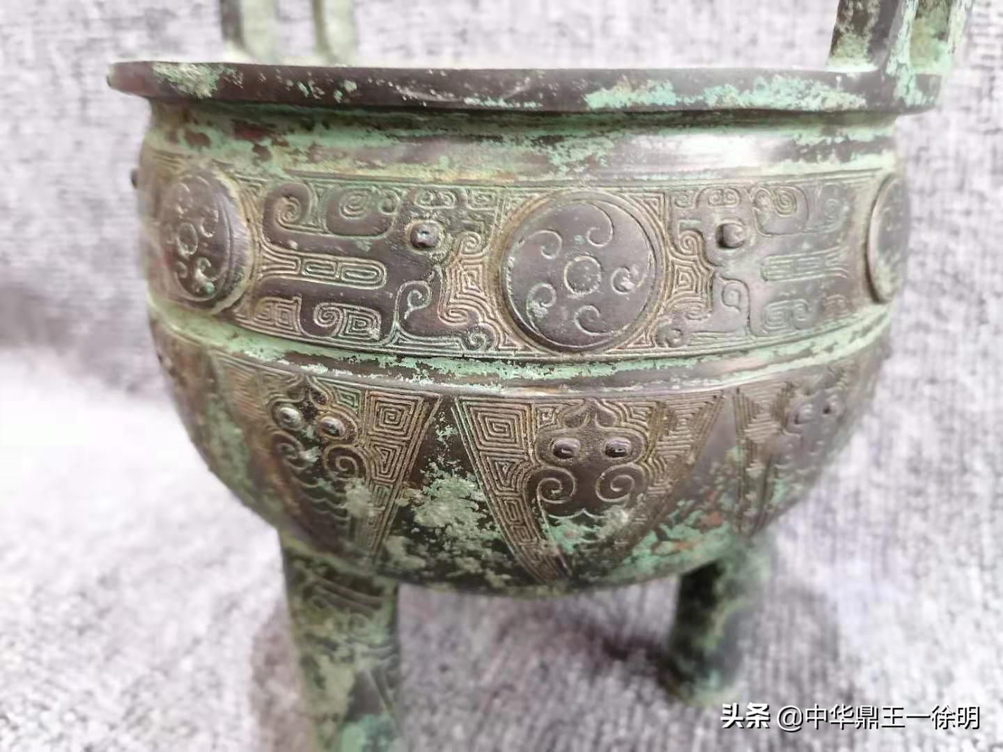 商代凤鸟,商代凤鸟佩风格