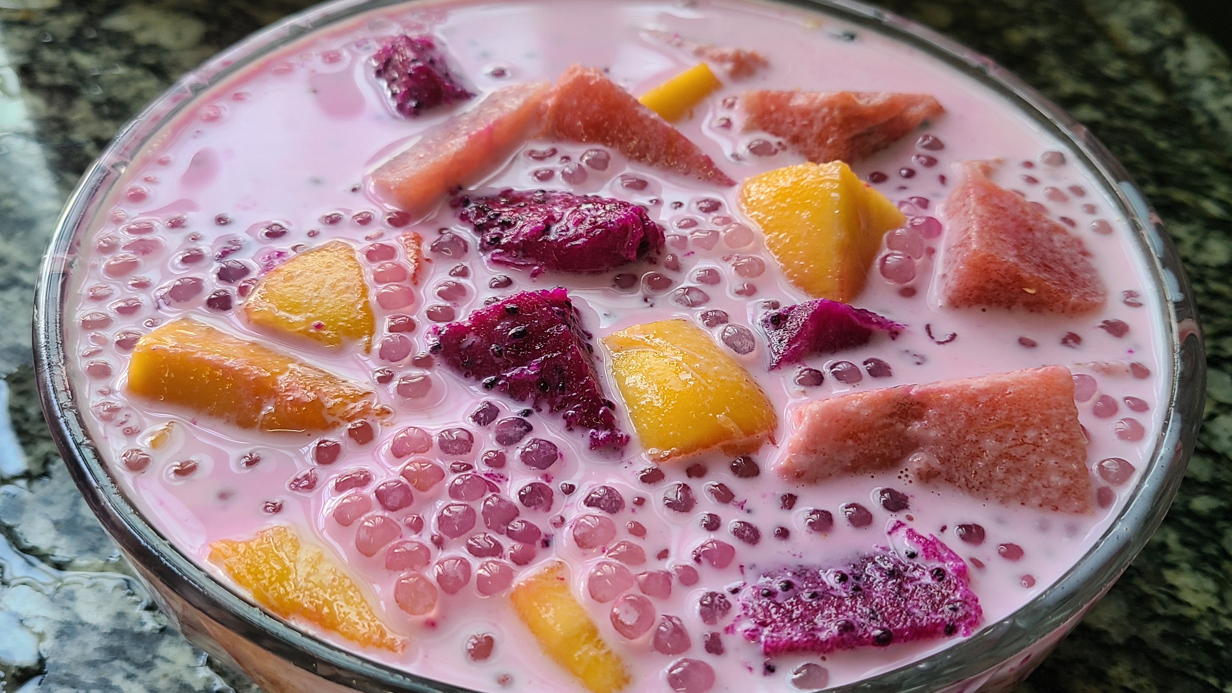 水果西米露做法热的,水果西米露夏天的味道