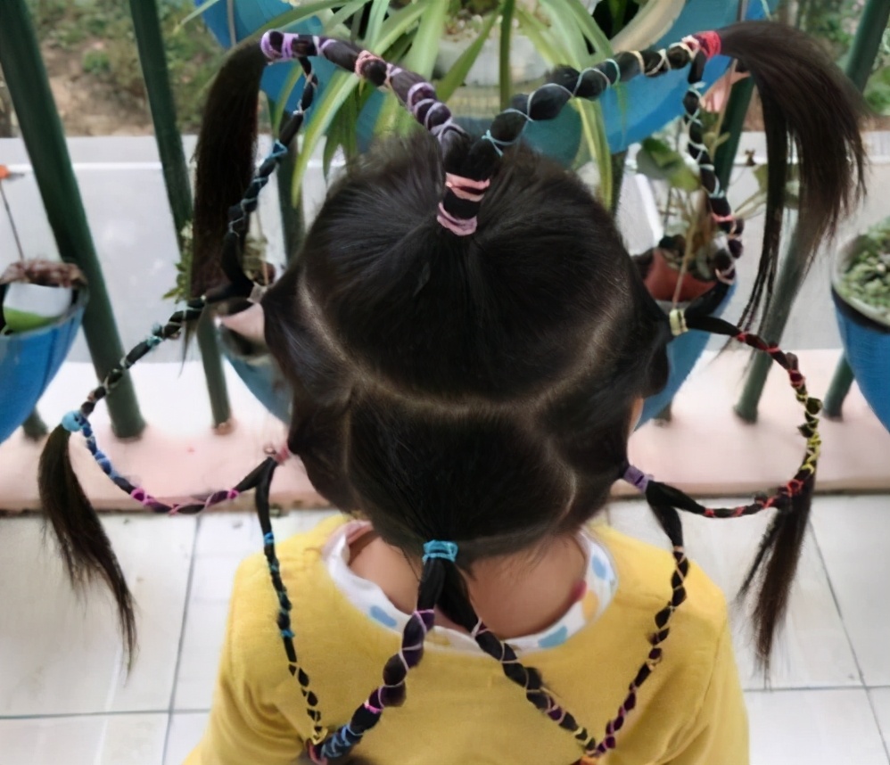 女儿说头痛怎么回事,女儿时不时说她头疼