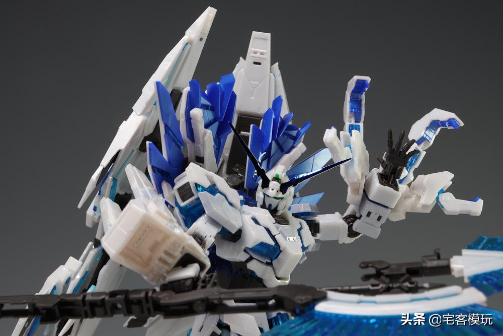 新手适合玩rg独角兽高达吗,模玩高达独角兽rg