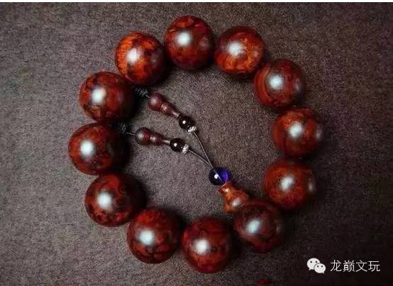 小叶紫檀的纹路是什么样的,小叶紫檀的纹路图片