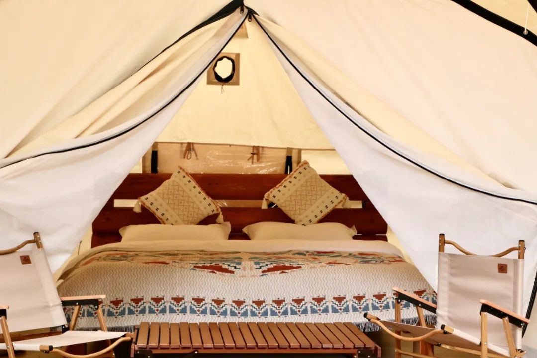 彭州太空舱营地,成都熊猫森林太空舱民宿