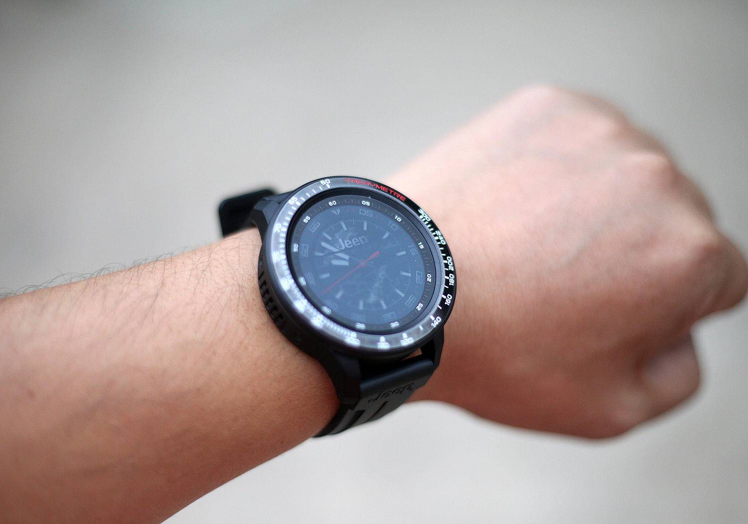 jeep智能全境界测评,jeep智能表推荐