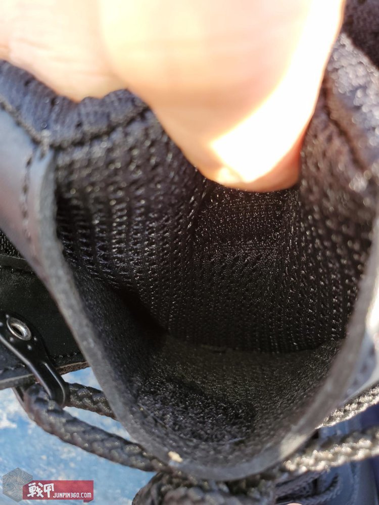 郢匠挥斤，浑然天成——君洛克美人鱼MM8.0作战靴测评