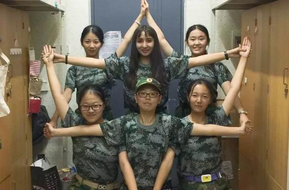 宿舍群聊名字最具创意,宿舍的群聊什么名字最好听