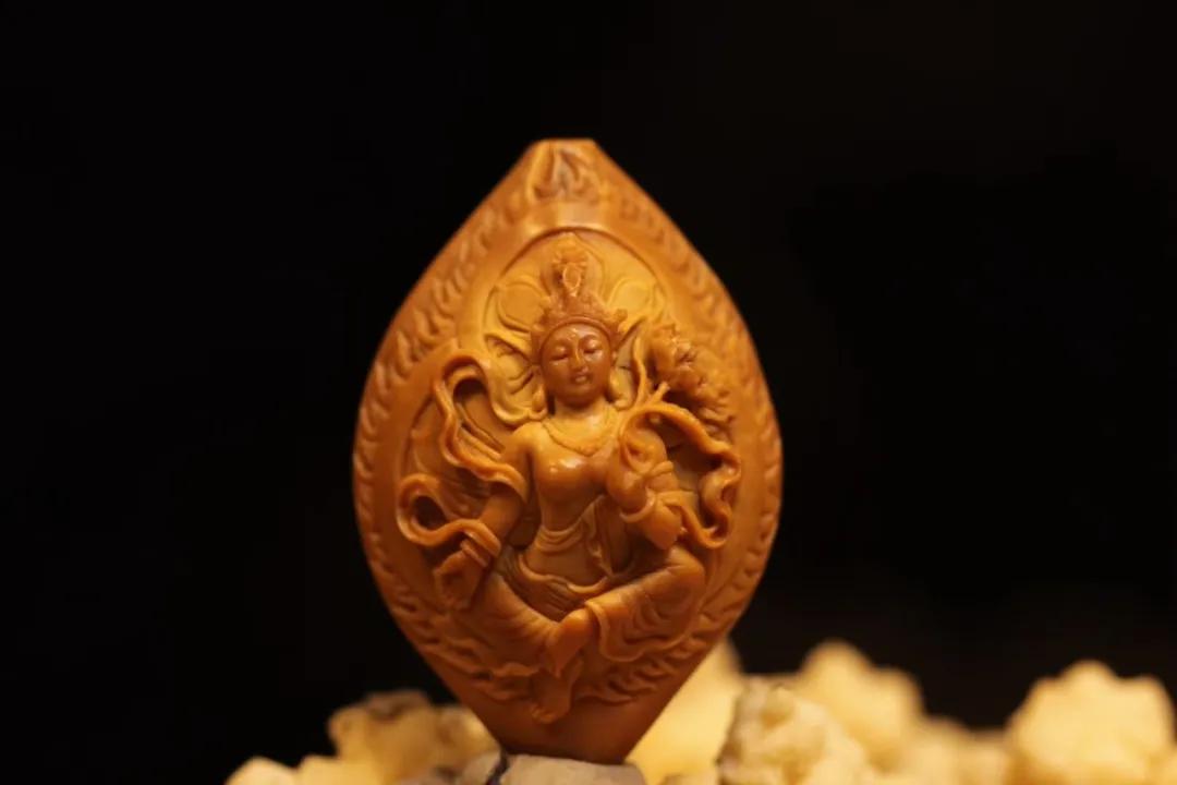 核雕的雕刻题材,刀尖上的艺术核雕工具知多少