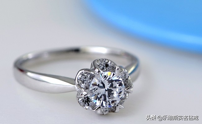 时尚钻戒和经典钻戒的区别,目前最好的几个钻戒品牌