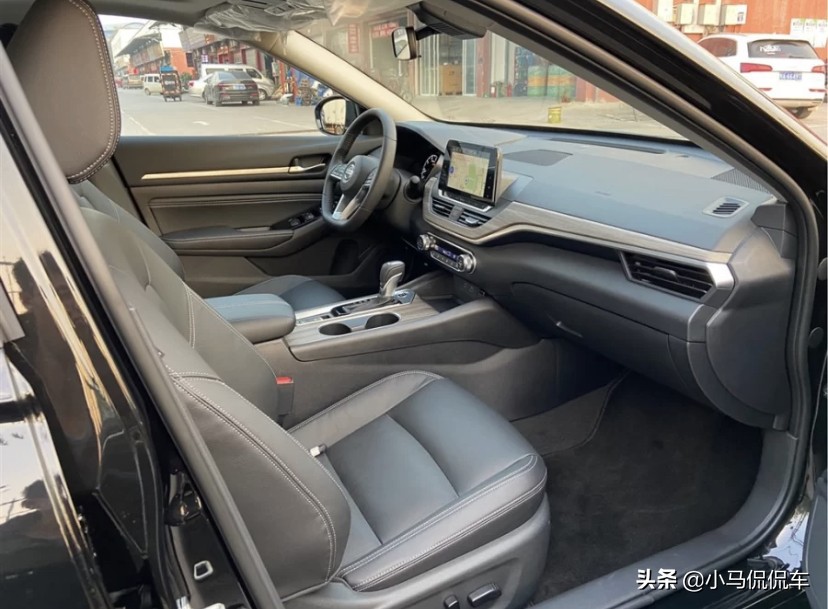 16万提了辆低配的日产天籁,只选对的不买贵的