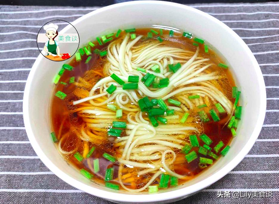 早餐儿子喜欢吃的面,周末早餐就做这道面10分钟出锅