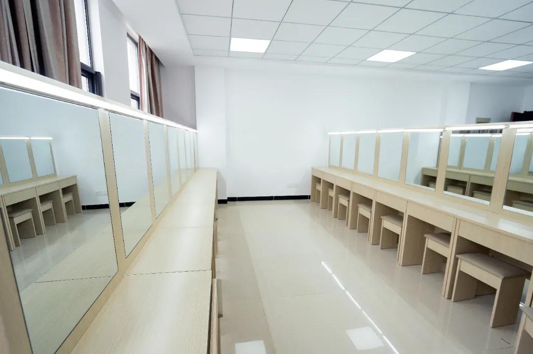 实训设备齐全,实训设备口碑好