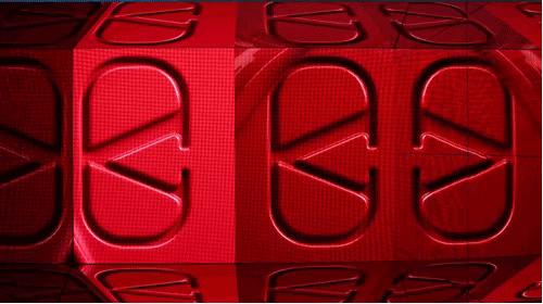 华伦天奴铆钉鞋绝美,华伦天奴绝美