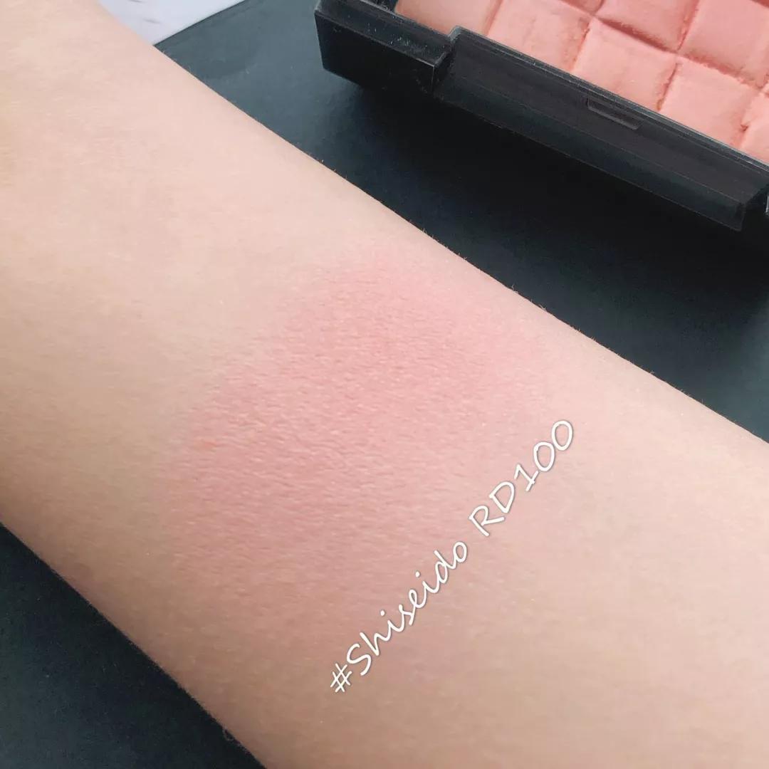 平价腮红收敛色和膨胀色的推荐,低饱和裸杏色腮红推荐